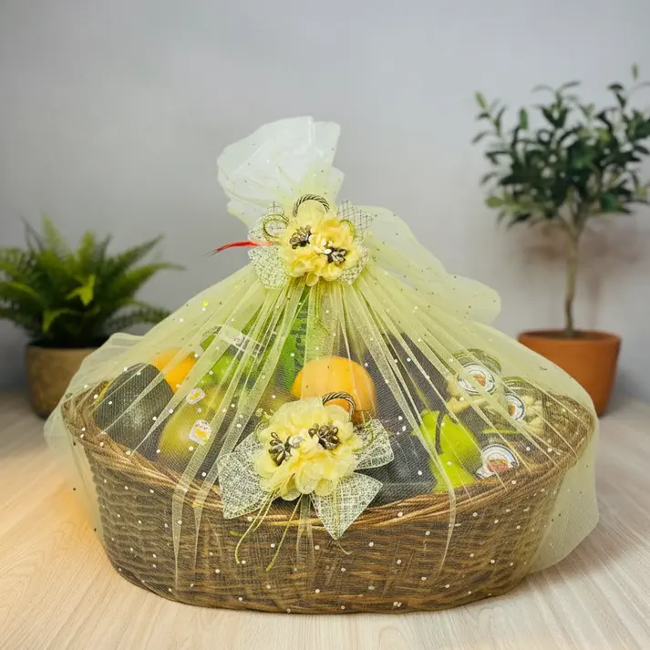 The Luxe Harvest Boat – Premium Fresh & Dry Fruit Gift Basket (10 KG)